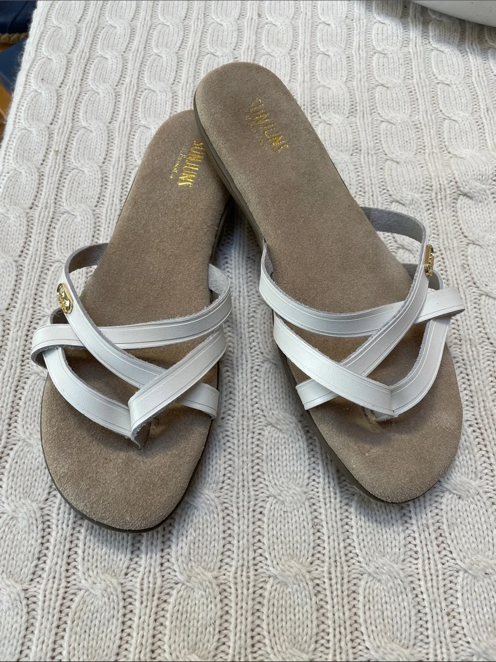 G.H. Bass Sunjuns Sharon 8.5W white leather strappy sandal. Like new.